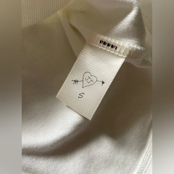 JULIET JOHNSTONE Women's White Graphic Short Sleeve Baby Tee Size S - Picture 3 of 7